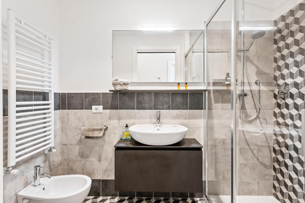 Апартаменты Maragliano Cozy Flat With Balcony Флоренция Экстерьер фото